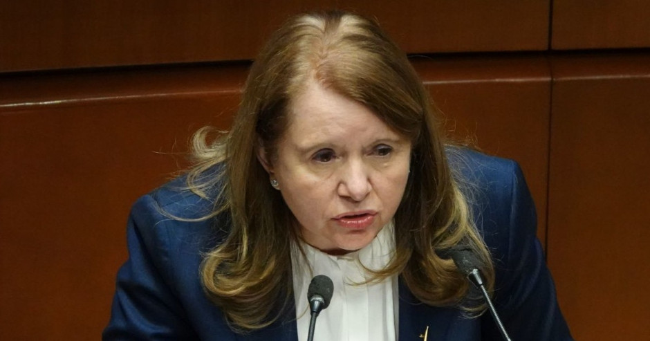 Ministra Ortiz Ahlf vota para respaldar figura de superdelegados 