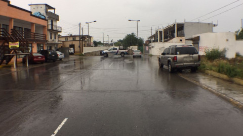 Lluvia provoca cierre de vialidades en Reynosa