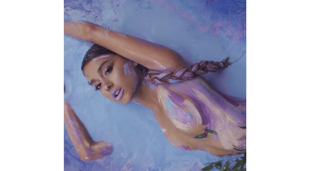 Ariana Grande comparte video oficial de nueva canción
