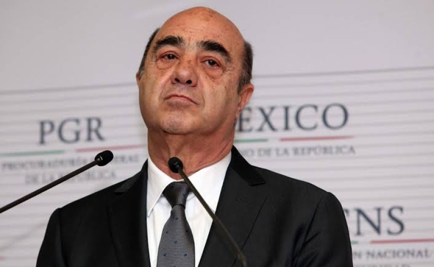 Murillo Karam ingreso a terapia intensiva tras cirugía