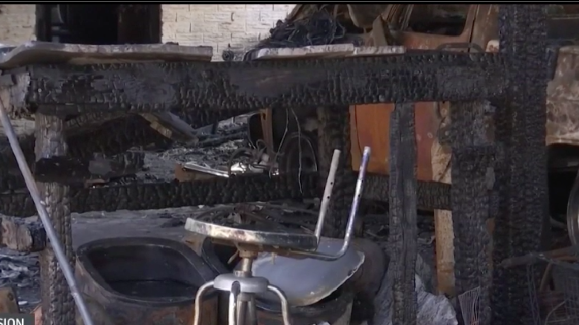 Familia de Mission pierde su hogar tras voraz incendio 