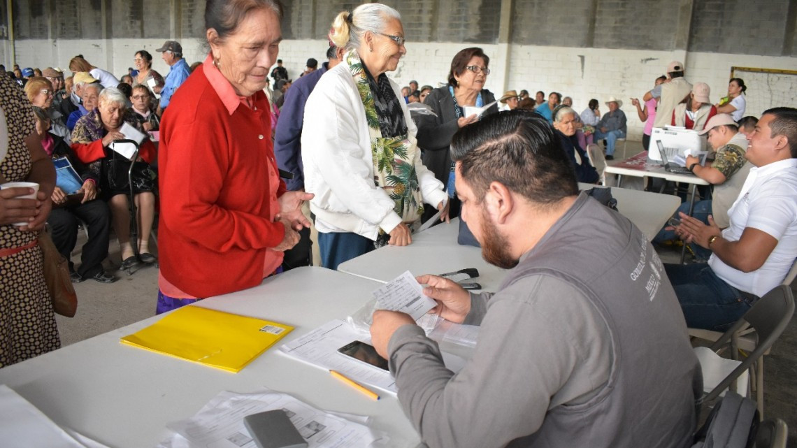 Facilita Ayuntamiento entrega de apoyos a la población vulnerable 