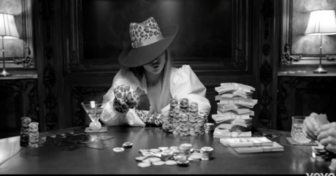 Jennifer López estrena videoclip de "Dinero"