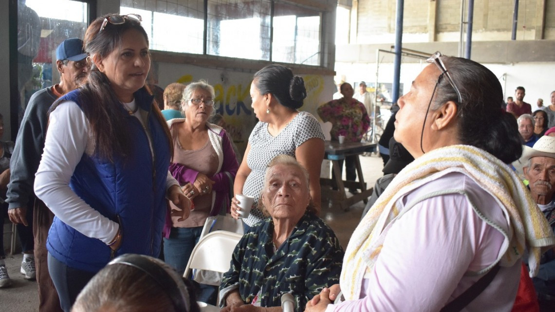 Facilita Ayuntamiento entrega de apoyos a la población vulnerable 