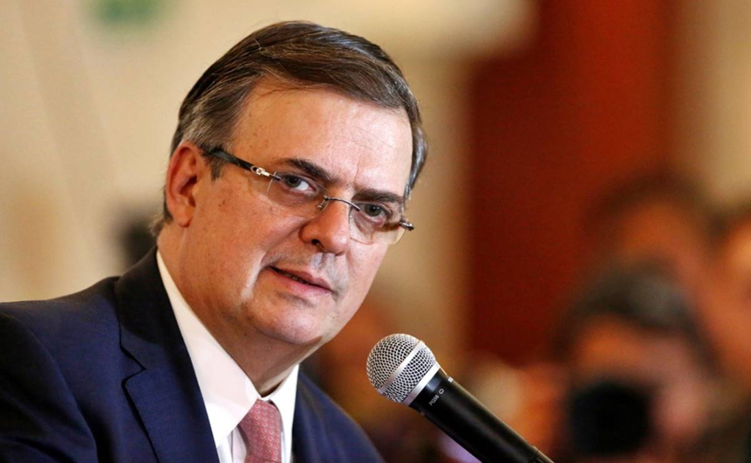Ebrard aplaza su propuesta para definir candidatura presidencial en Morena