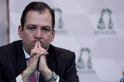 Investigan en EU, Canadá y España al magistrado José Luis Vargas 