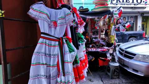 Invitan Locatarios del Zaragoza, a comprar en el Mercado este mes 