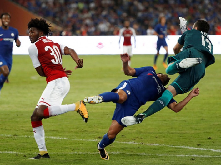 Pedro se lesiona durante partido amistoso del Chelsea