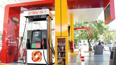 Acusa AMLO a Petro 7 Seven y Oxxo Gas por precios elevados en Monterrey