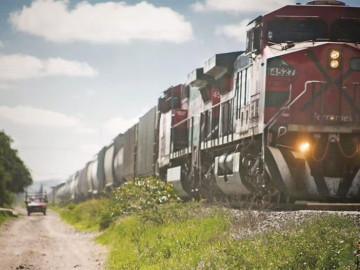 Ferromex restablece tráfico de trenes en rutas sin riesgo