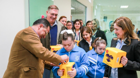 Inicia DIF Reynosa boteo Teletón 2018