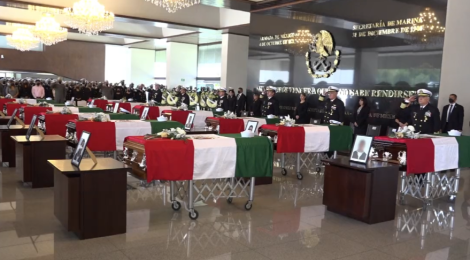 Realiza Marina homenaje a elementos fallecidos tras operativo para capturar a Caro Quintero