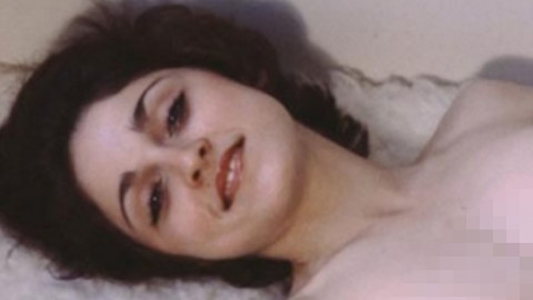 Imágenes del primer desnudo de Madona