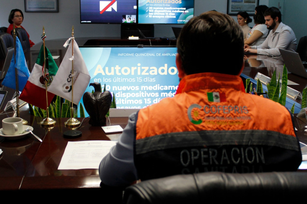Cofepris autoriza 20 nuevos medicamentos y 103 dispositivos médicos en los últimos 15 días