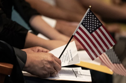 EU suspende todas las decisiones de asilo tras orden de Trump