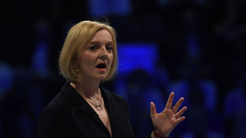 Lamenta AMLO  renuncia de Liz Truss; "Ingleses lo resolverán"