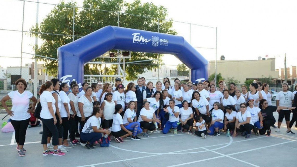 Contribuye zumba en la formación de familias fuertes y unidas