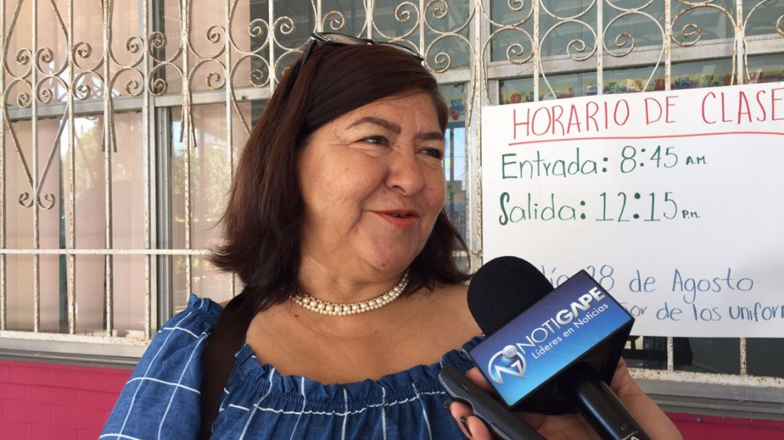 Compran padres de familia transformador con cuotas escolares