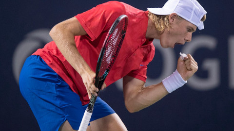 ¡Shapovalov sorprendió y eliminó a Nadal!