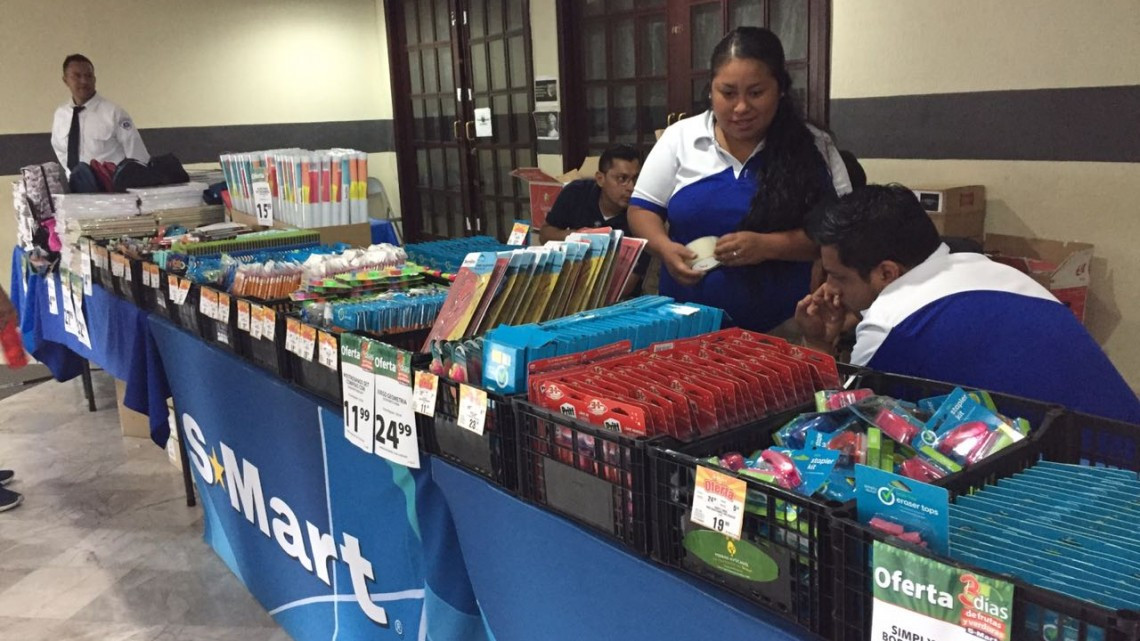 Inauguran la feria de útiles escolares en Matamoros