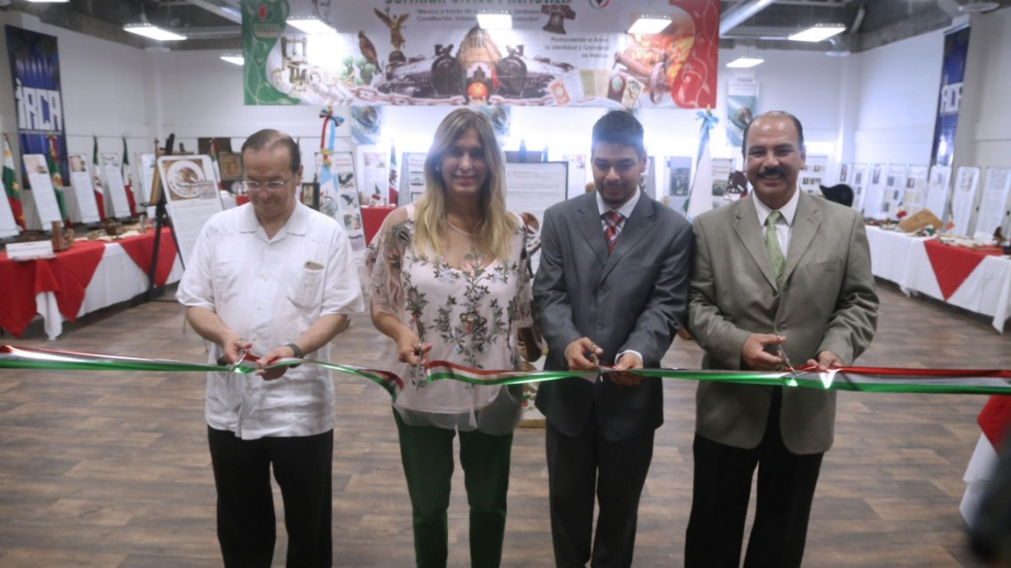 Inaugura Maki exposición de Símbolos Patrios