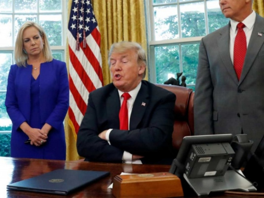 Amenaza Trump con 20% de aranceles a autos ensamblados en Europa