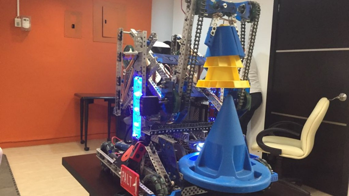 Necesario incorporar robótica en un mayor número de carreras