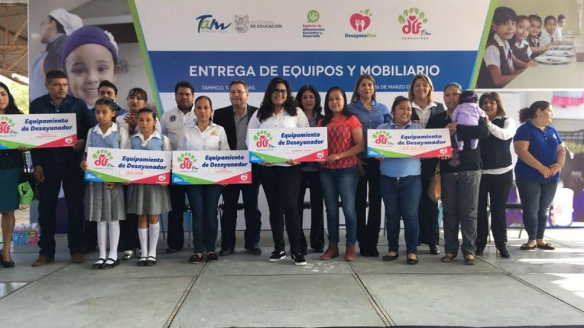 Entregan utensilios del programa “Desayuna Bien”