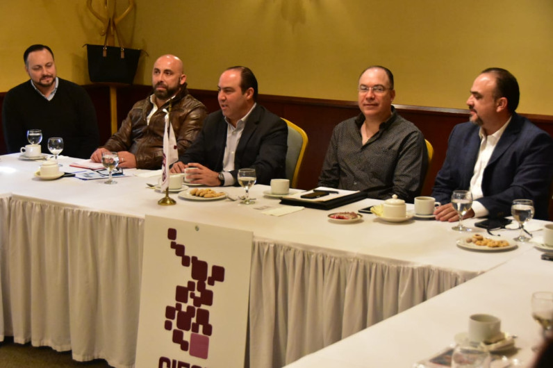 Realiza Secretario de Desarrollo Económico encuentro con empresarios del Sur