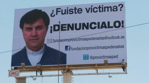 Reactiva Interpol ficha roja de cura violador