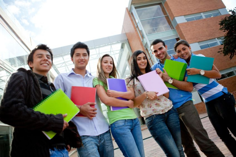 Solicita tu beca "Jóvenes Escribiendo el Futuro"
