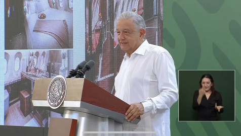 Festeja AMLO venta del ‘ostentoso’ avión presidencial 