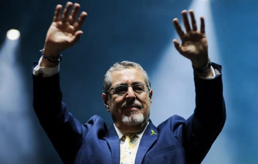 México felicita y respalda a Bernardo Arévalo De León, presidente electo de Guatemala