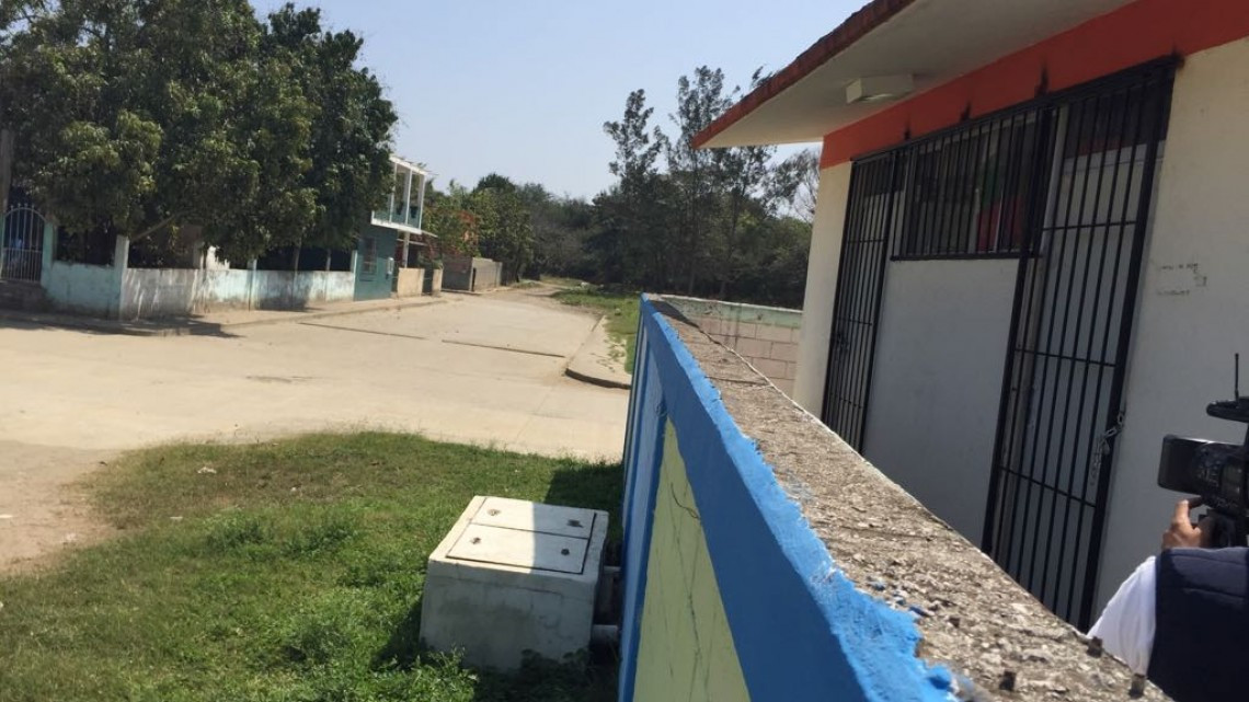 Roban en preescolar en Altamira