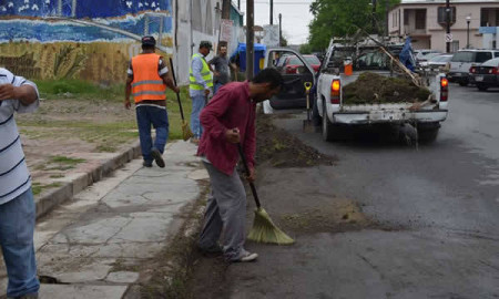Sigue el mantenimiento de calles y avenidas avenidas en M. Alemán