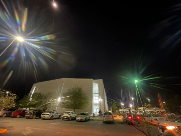 Se ilumina el Polideportivo “Ing. Américo Villarreal Guerra”