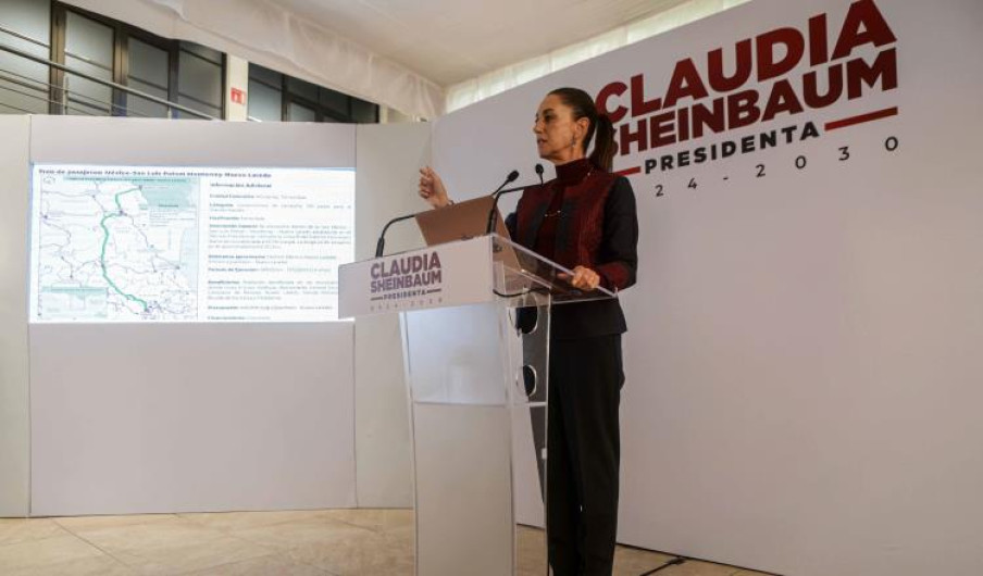 AMLO celebra que Sheinbaum seguirá con las mañaneras