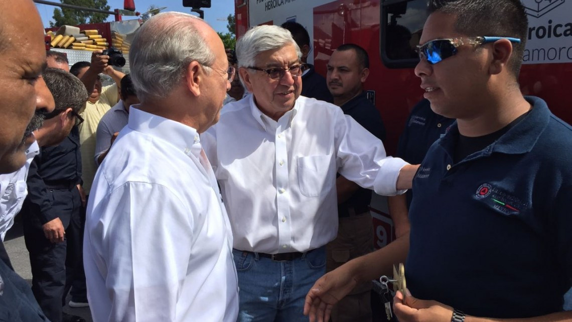 Recibe Matamoros dos ambulancias y un camión de bomberos