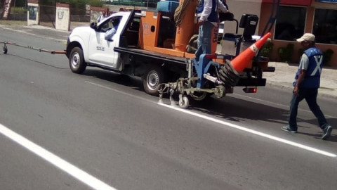 Incrementa señalización vial Gobierno de Maki Ortiz