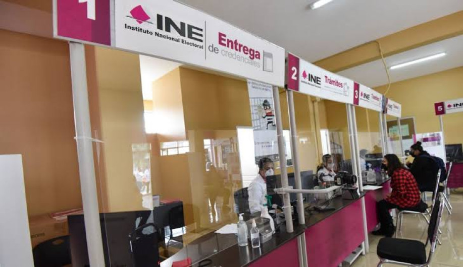 INE reparte 5 mil 821 mdp a partidos políticos, mayoría va para Morena