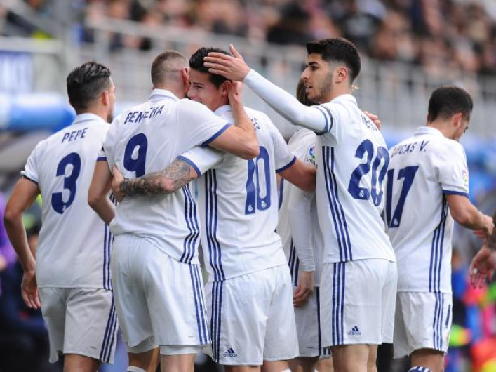 Real Madrid golea al Eibar en su casa 