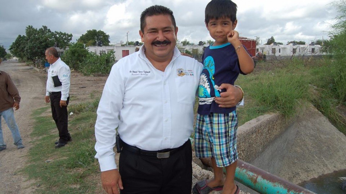 Llevan a cabo programa “Saludando a tu vecino”