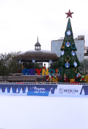 Todo listo para el festival navideño