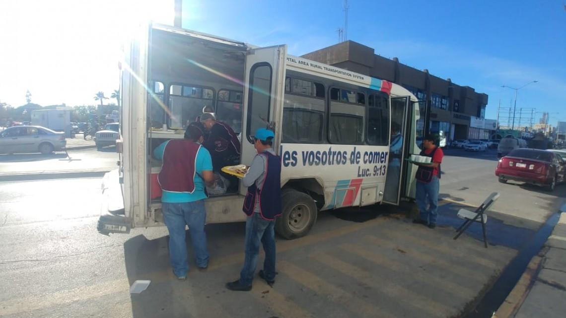 Reparte Alianza Cristiana, más de mil platillos al día