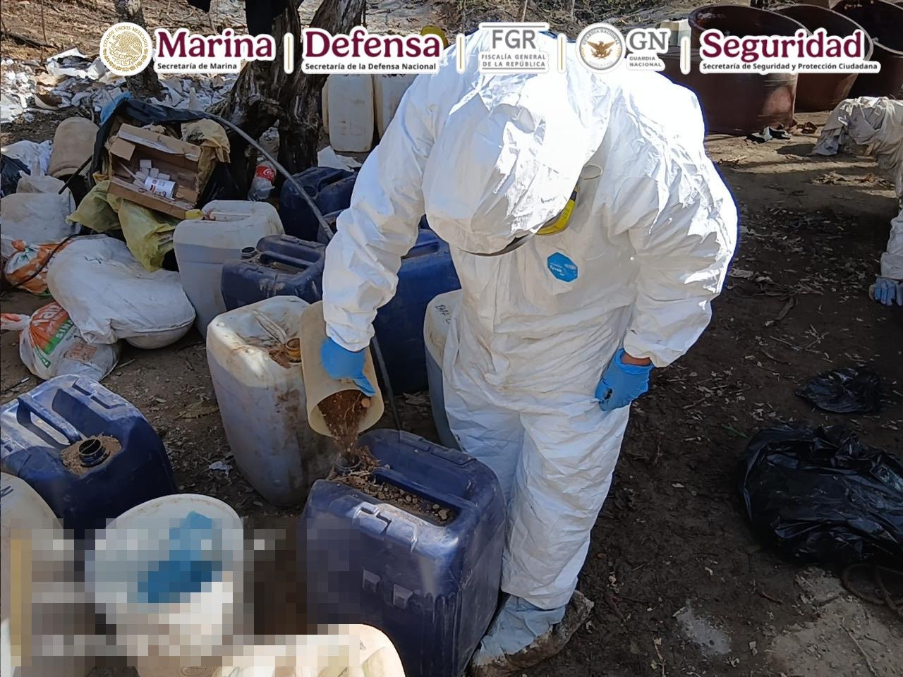 Aseguran y desmantelan laboratorios clandestinos de drogas sintéticas en Durango, Sinaloa y Michoacán
