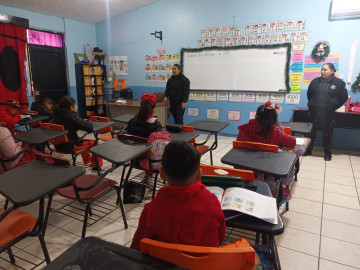 Imparten pláticas de prevención de abuso en escuelas