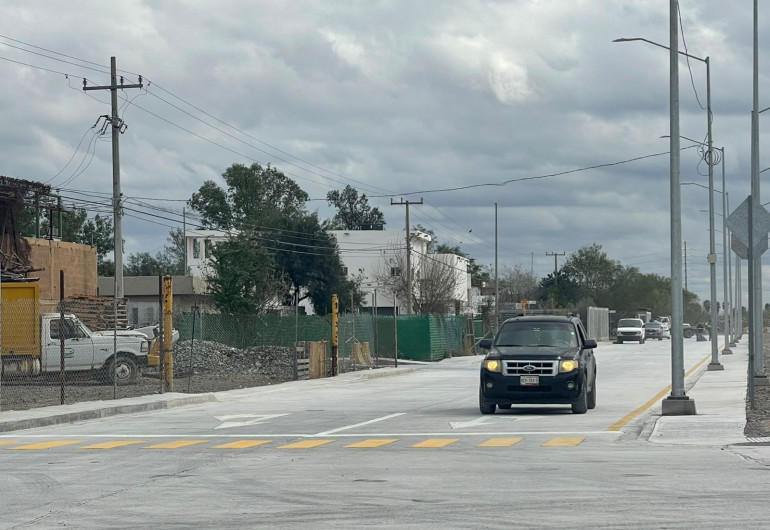 Entregan bulevar Manuel Cavazos Lerma a vecinos de la colonia Ernesto Zedillo