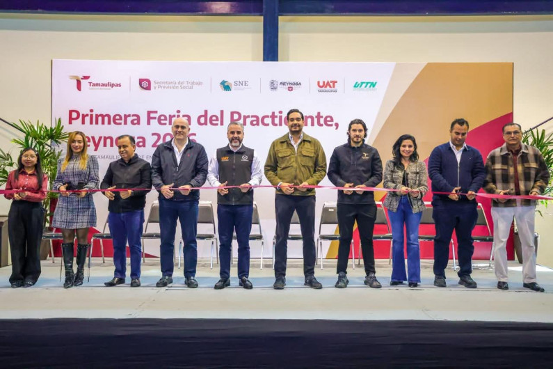 Inauguraron el Alcalde de Reynosa y Secretario del Trabajo de Tamaulipas, Feria del Practicante