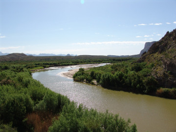 México y EU acuerdan plan para gestionar agua del Río Bravo