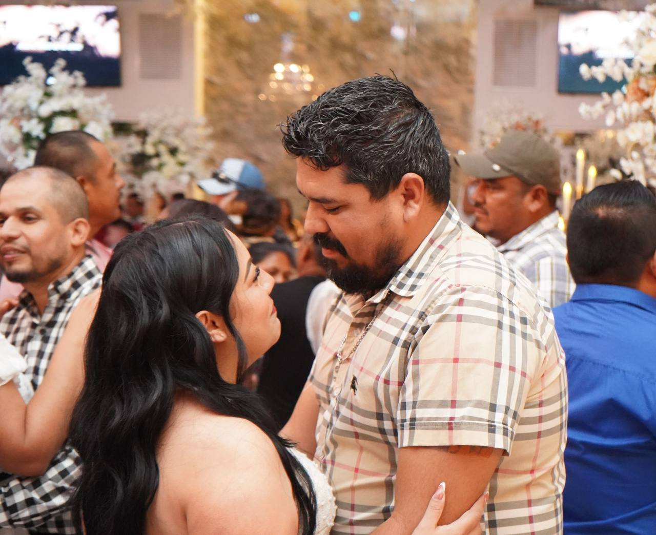 DIF Nuevo Laredo consolida Política Social con 117 matrimonios en campaña de bodas colectivas 2026